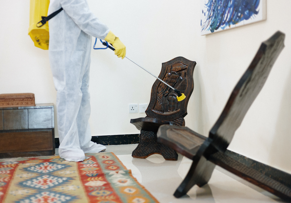 li-contracting-disinfect-house li-contracting-disinfect-house
